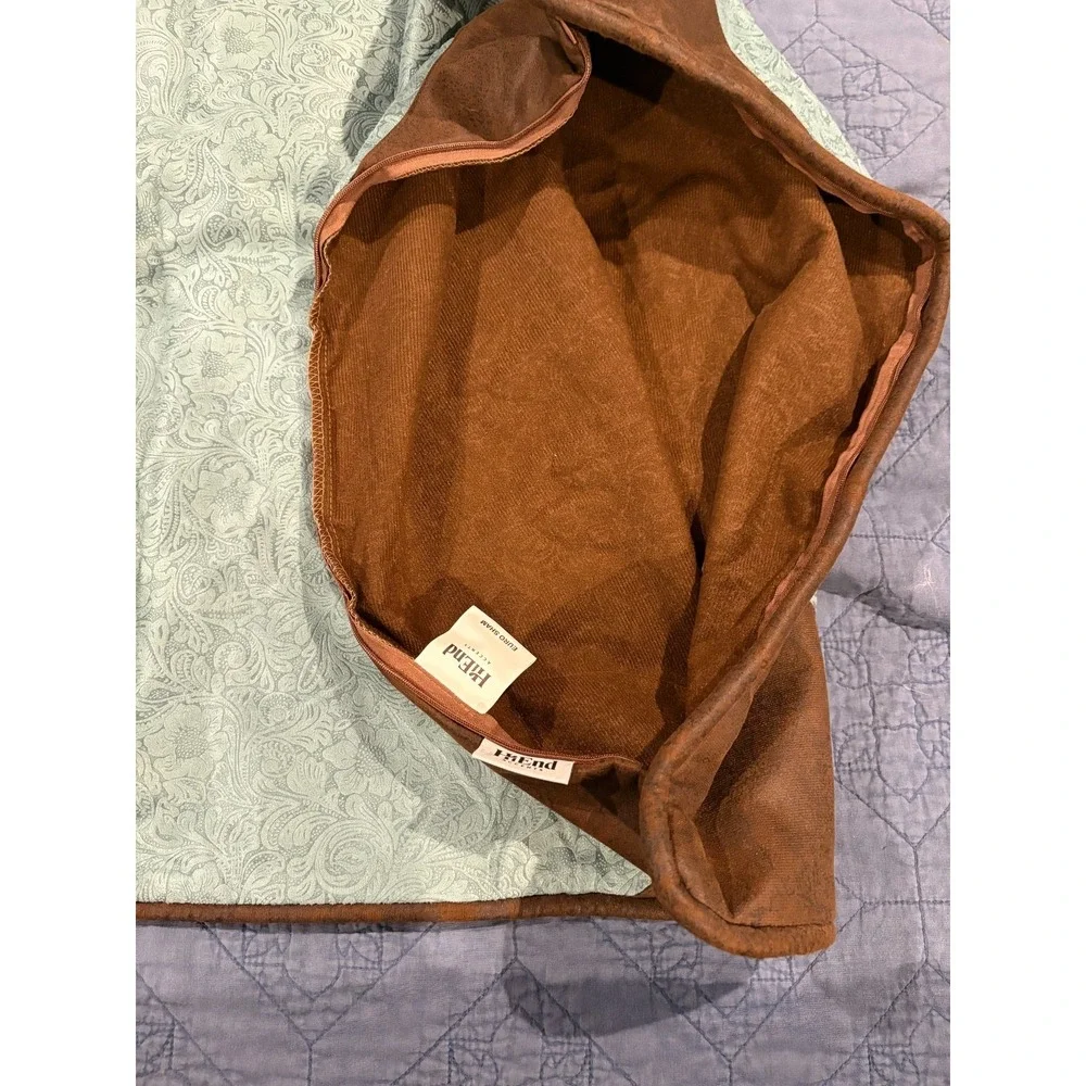HiEnd Accents this listing
